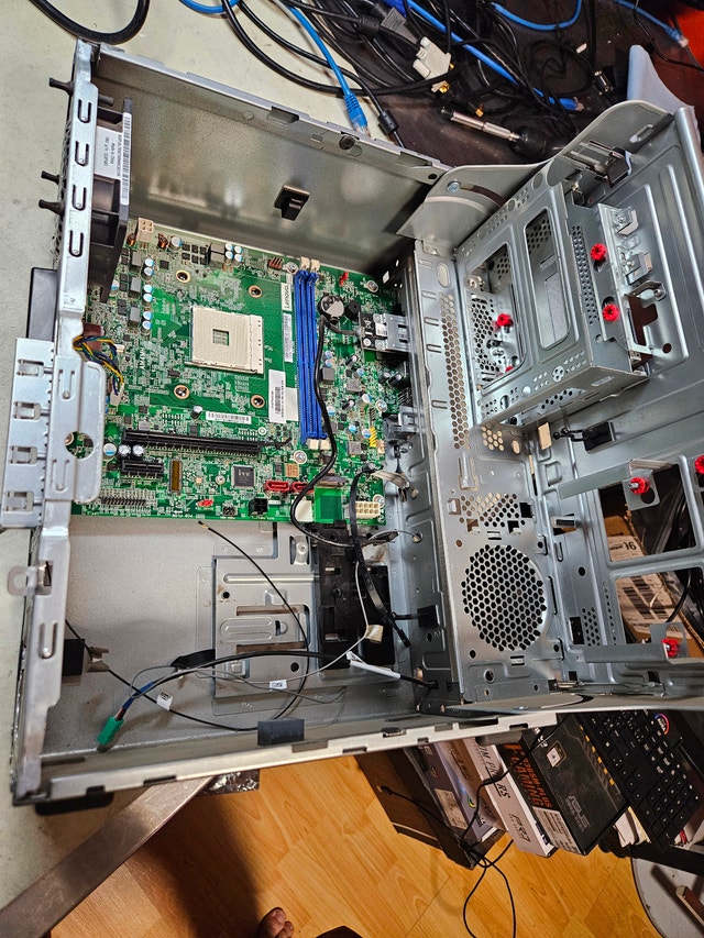 Lenovo IdeaCentre Tower — Case + Working AM4 Motherboard - photo 4