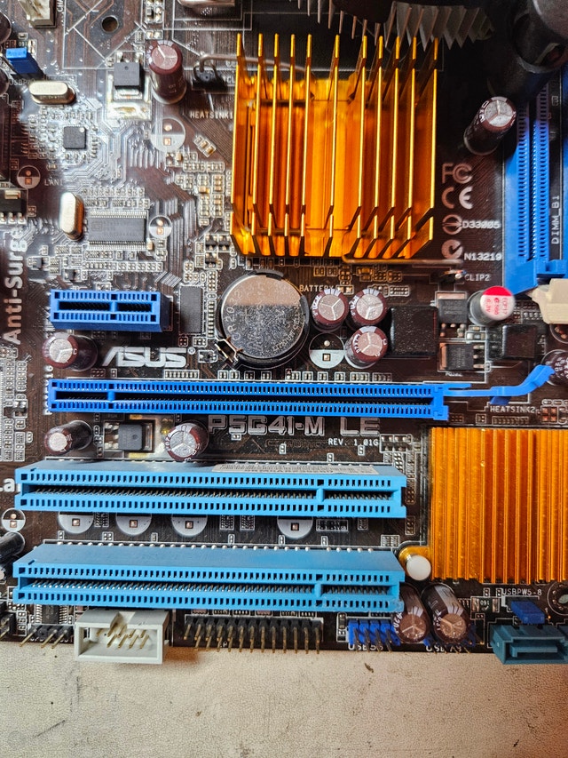 ASUS P5G41-M LE LGA775 Motherboard Bundle — Pentium E6500 - photo 5