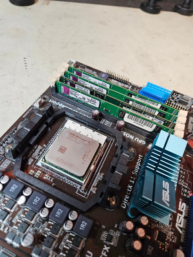 ASUS M4A785T-M AMD Bundle — Phenom II + 8GB DDR3 - photo 3