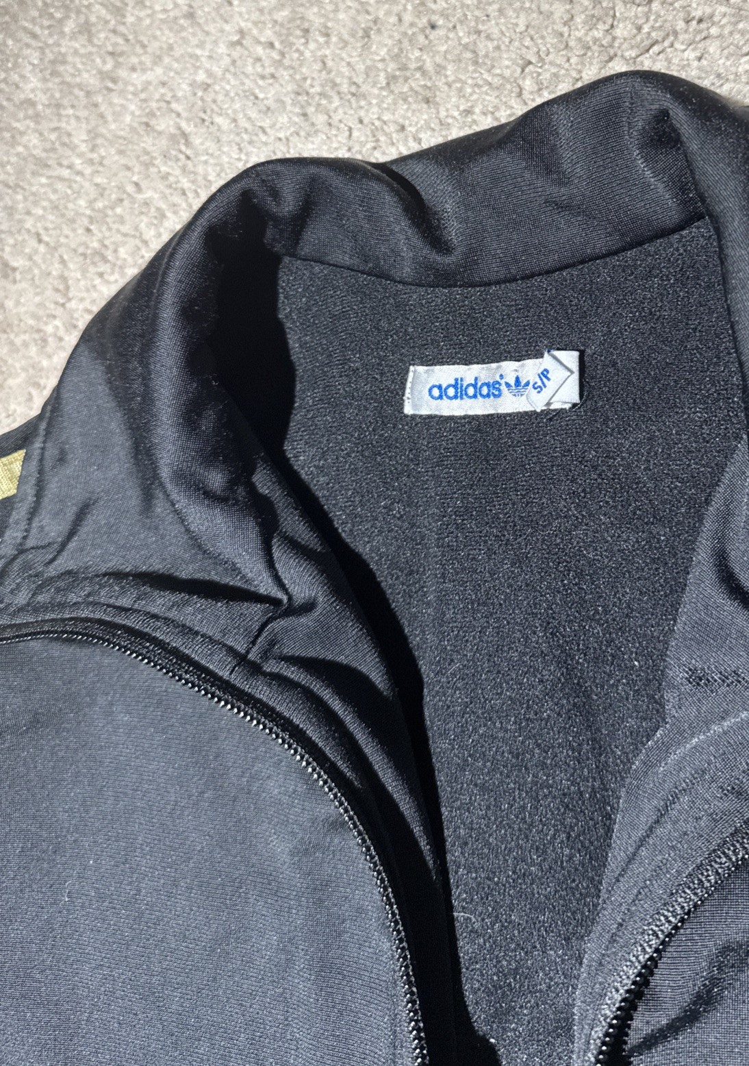 Adidas Black And Gold Jacket Size Small - photo 3