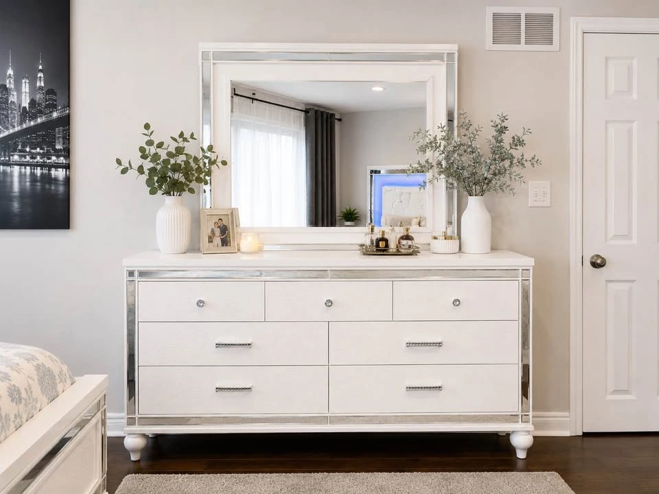 King Bedroom Set with LED - photo 2
