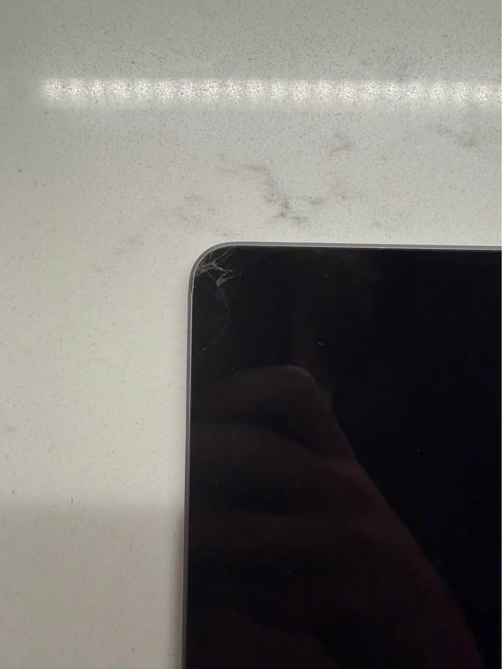 iPad 6th Gen + Apple Pencil Bundle - photo 4
