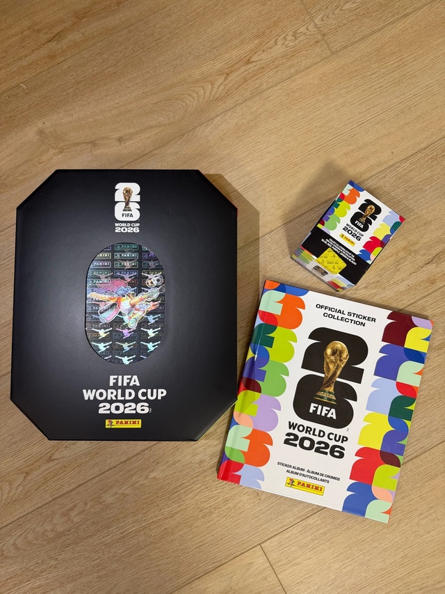 Hardcover album + Box 50 stickers panini FIFA 2026