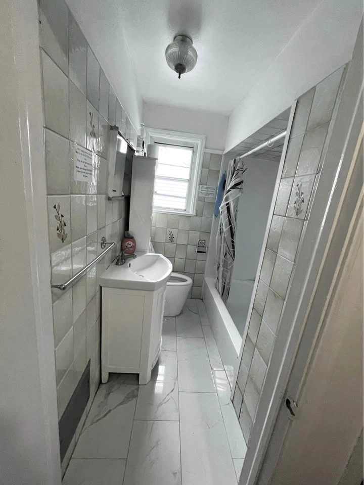 Private room for rent - photo 5