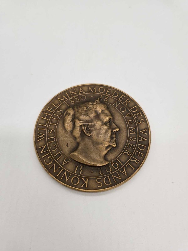 1962 Queen Wilhelmina Death Commemorative Bronze Medal