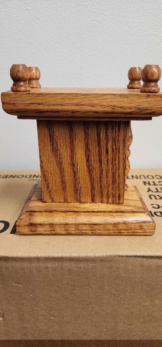 Oak Wood Pedestal Clock - photo 3