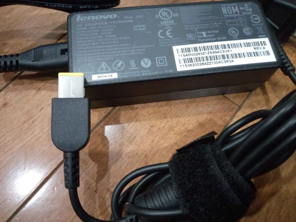 Lenovo Laptop Charger 65 Watt - photo 2