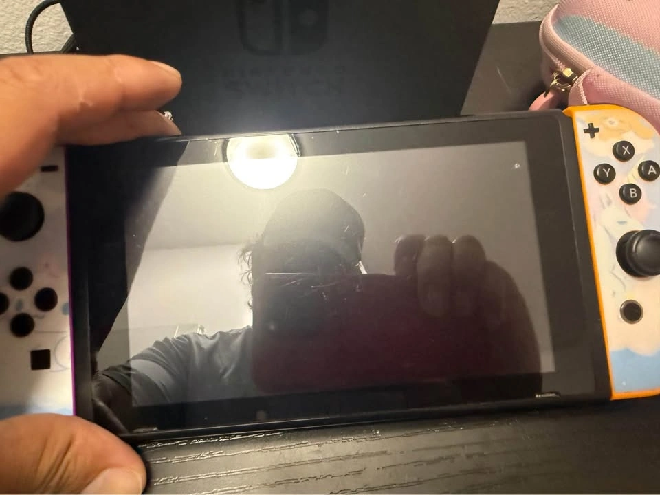 Nintendo Switch Console Bundle – Tested & Ready to Play 🎮 - photo 3