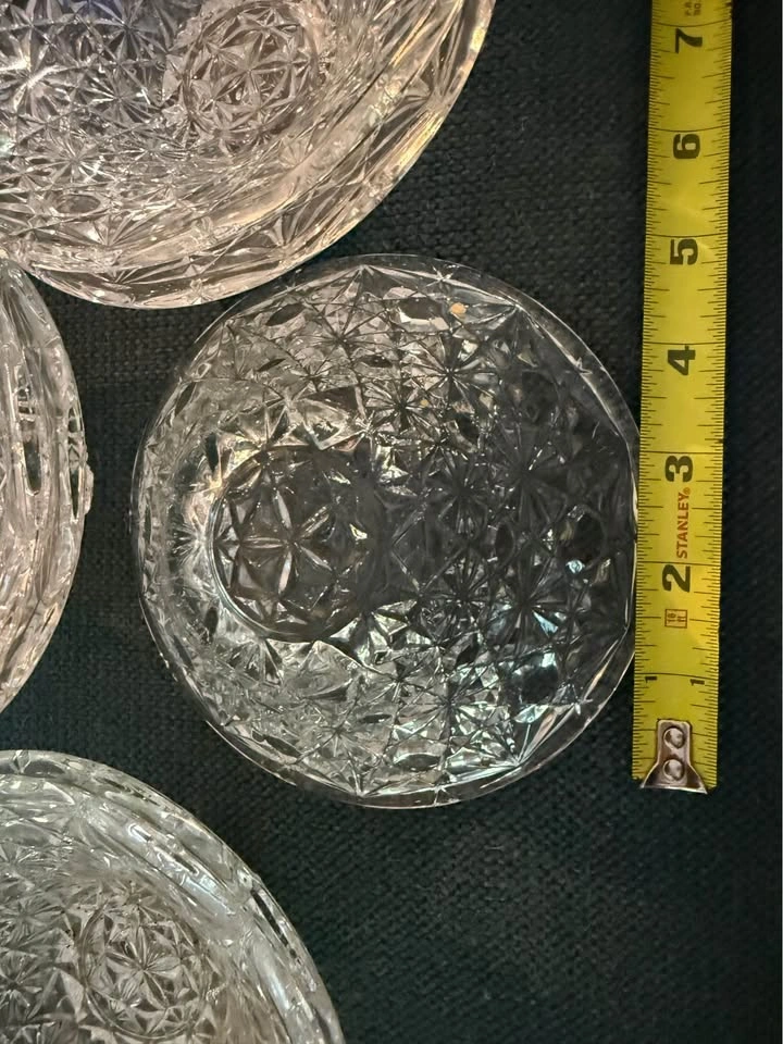 Set of Seven pressed glass starburst pattern dessert dishes - photo 5