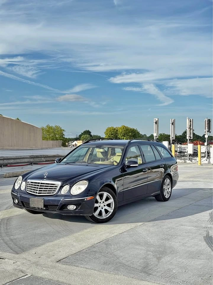 2009 Mercedes-Benz E-Class E 350 4MATIC Wagon 4D