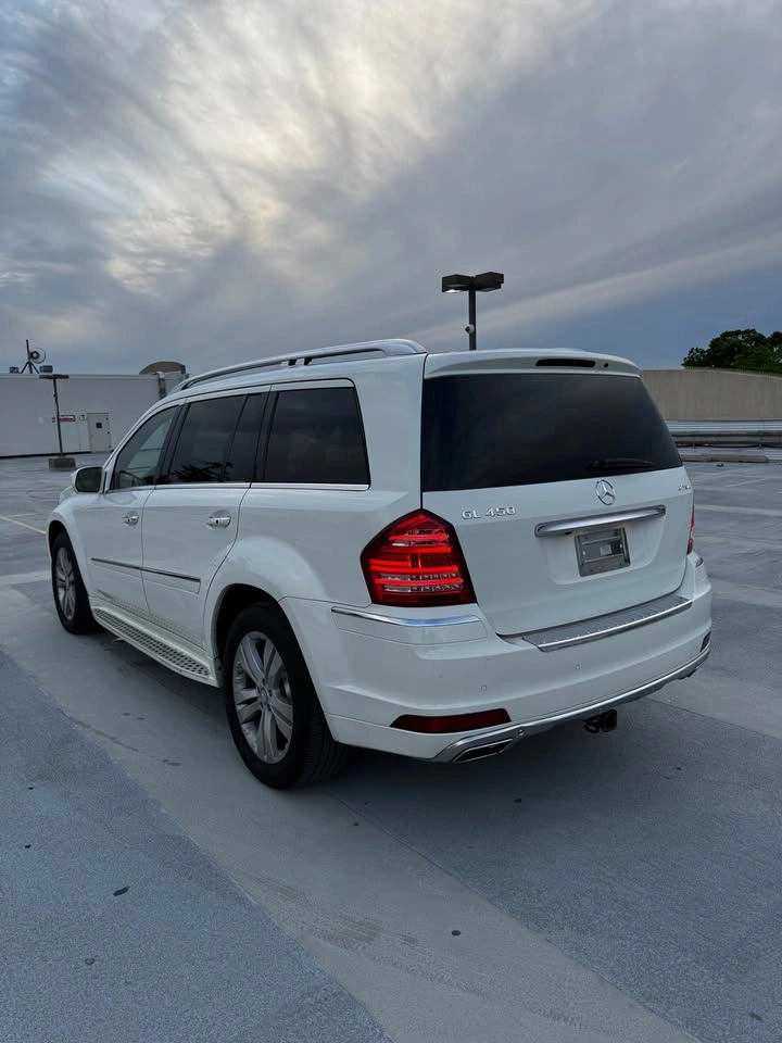 2010 Mercedes-Benz GL-Class GL 450 Sport Utility 4D - photo 3
