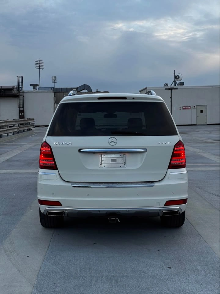 2010 Mercedes-Benz GL-Class GL 450 Sport Utility 4D - photo 4
