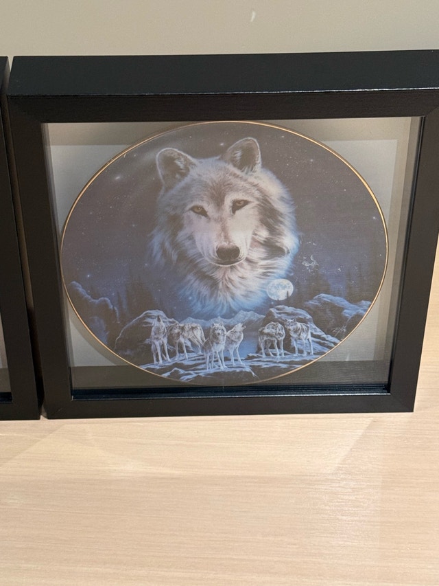 Wolf Decorative Plate Set of 2 - photo 2