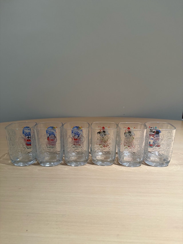 Disney Walt Disney World 2000 Mickey Mouse Glasses Set of 6 - photo 2