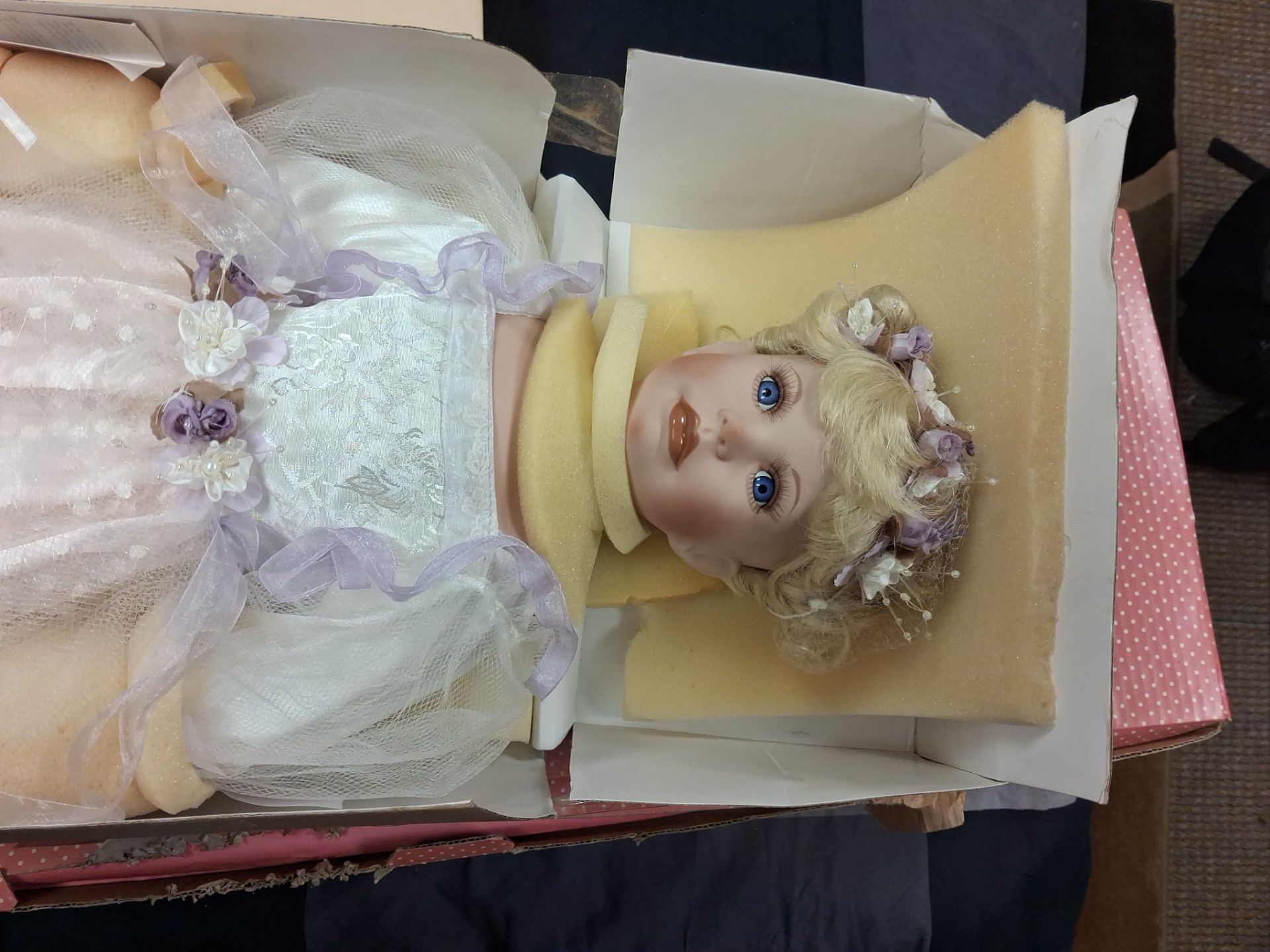 Paradise Galleries "Penelope" Porcelain Doll by Patricia Ro - photo 3