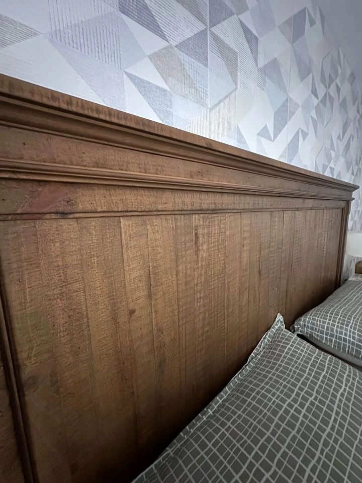 Solid Wood King Bed Frame with Storage Drawers - photo 3