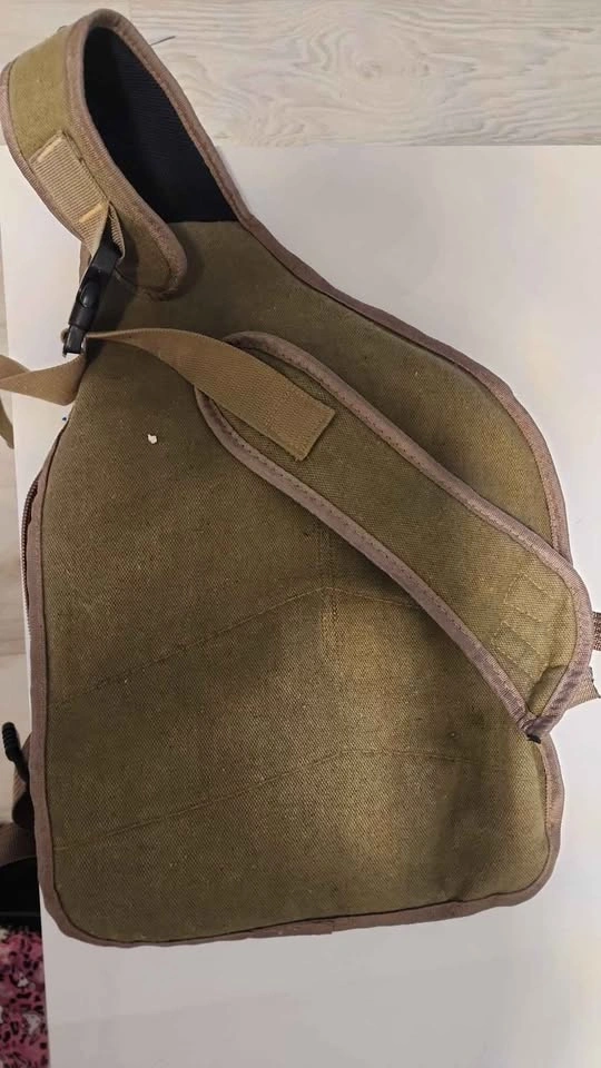 Olive green canvas sling bag - photo 2