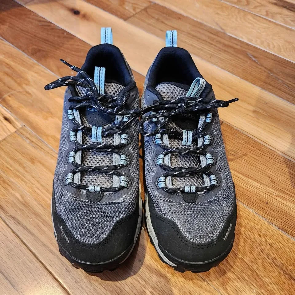 Women's Merrell shoes image indicator(2)