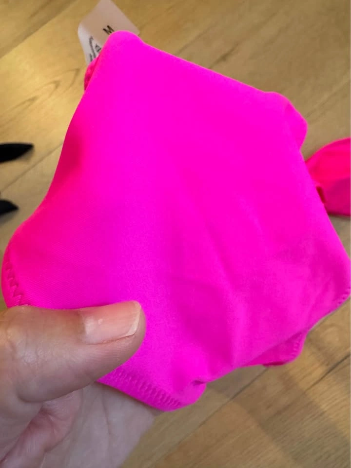 Brand New beach bikini with flower - photo 5
