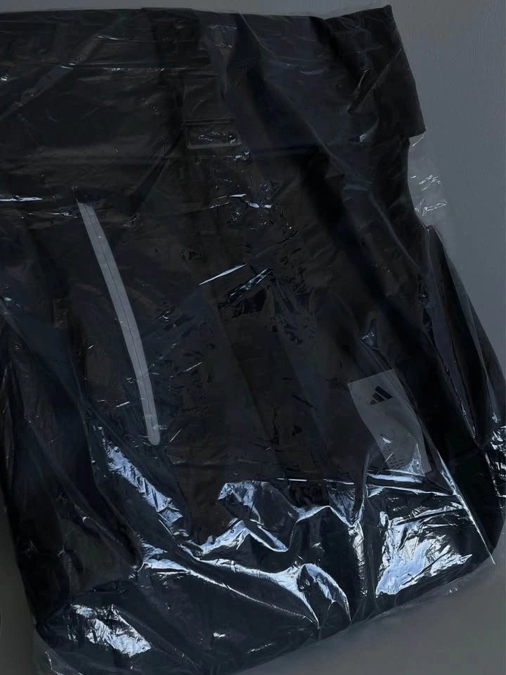 Adidas backpack - laptop compartment - photo 2