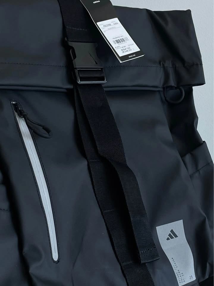 Adidas backpack - laptop compartment - photo 3