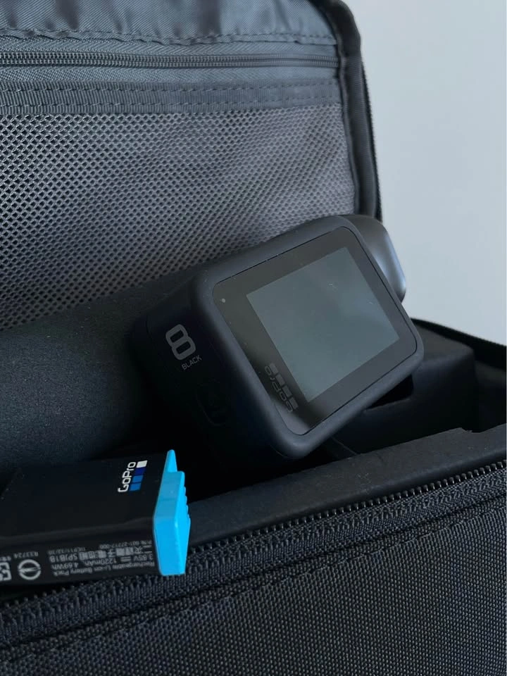 GoPro Hero 8 - Two batteries, optional 256GB MicroSD card - photo 5