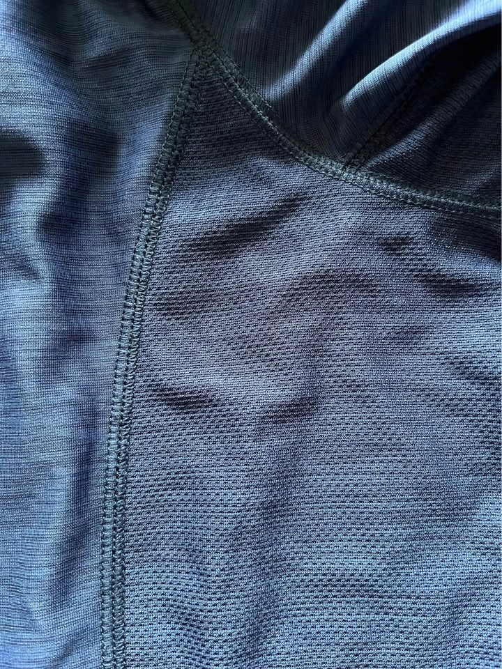 Tommy Bahama ISLANDZONE Quarter Zip Pullover Men's Rash Guard: M - photo 4