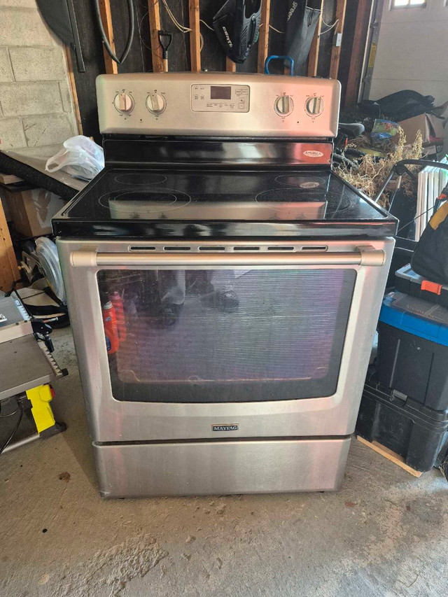 Fridge $200 - photo 2