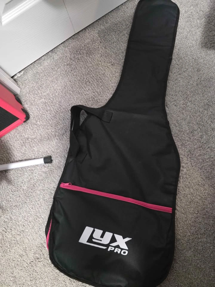 LyxPro Electric Guitar Kit with Amp and Accessories - photo 2