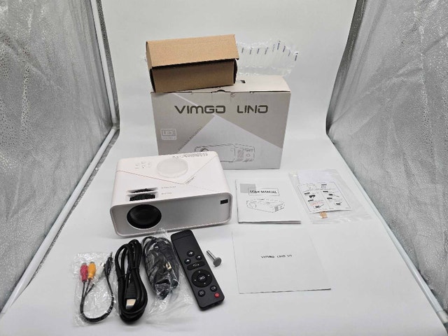 Vimgo Uno V1 Mini Portable Projector