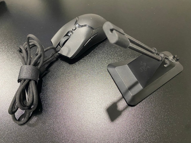 Razer Viper Mini Gaming Mouse and Razer Mouse Bungee V2
