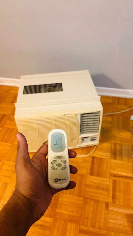 Maytag 10,000 BTU Window AC – Heavy-Duty Cooling Beast - photo 3