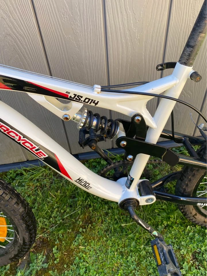 Supercycle Jumpstart Full Suspension Mountain Bike, 20-in - photo 3