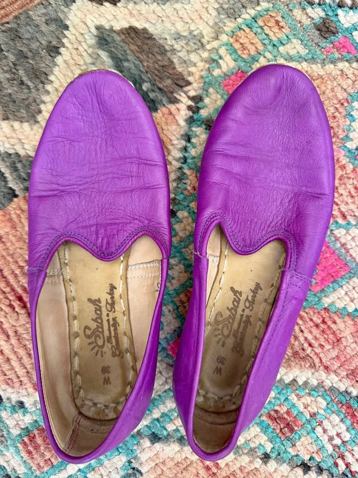 Sabah Leather Slip-On Shoes – Women’s 39