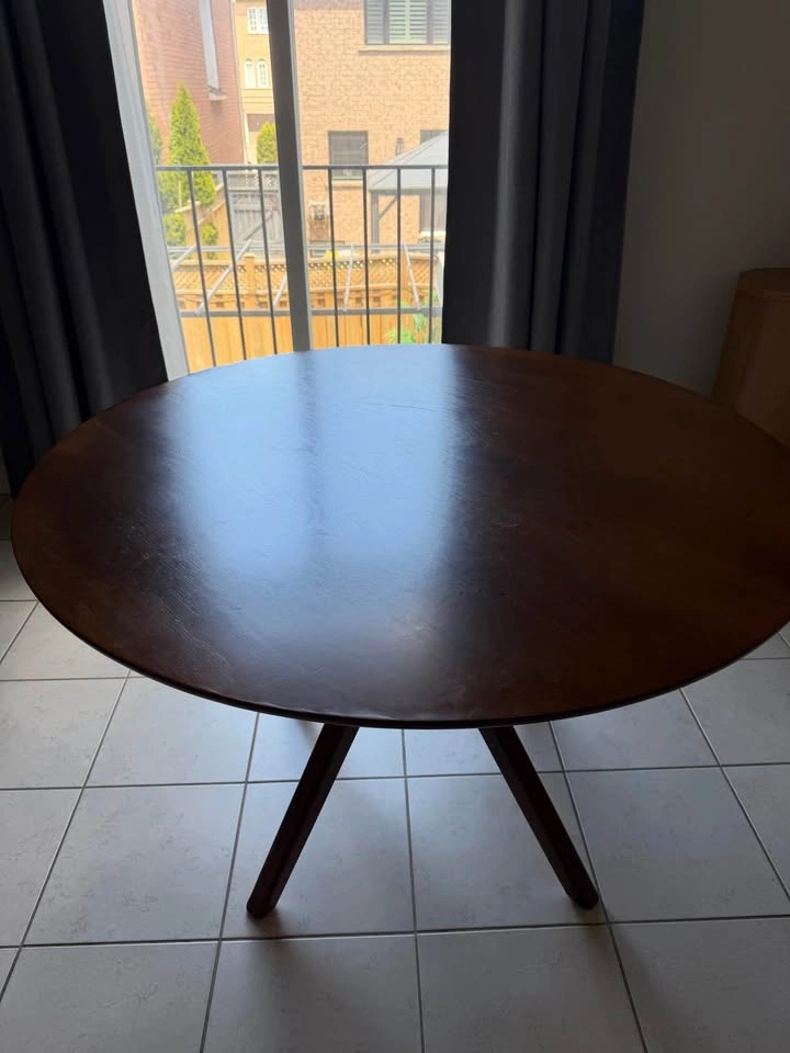 Structube Wood Round (4 ft dia) Walnut Table - photo 3