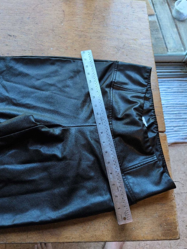 Laundry By Shelli Segal Faux Leather Leggings medium - photo 3