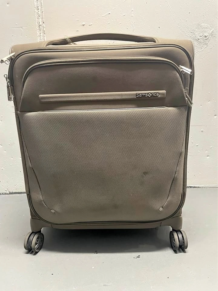 Samsonite B-Lite carry-on suitcase