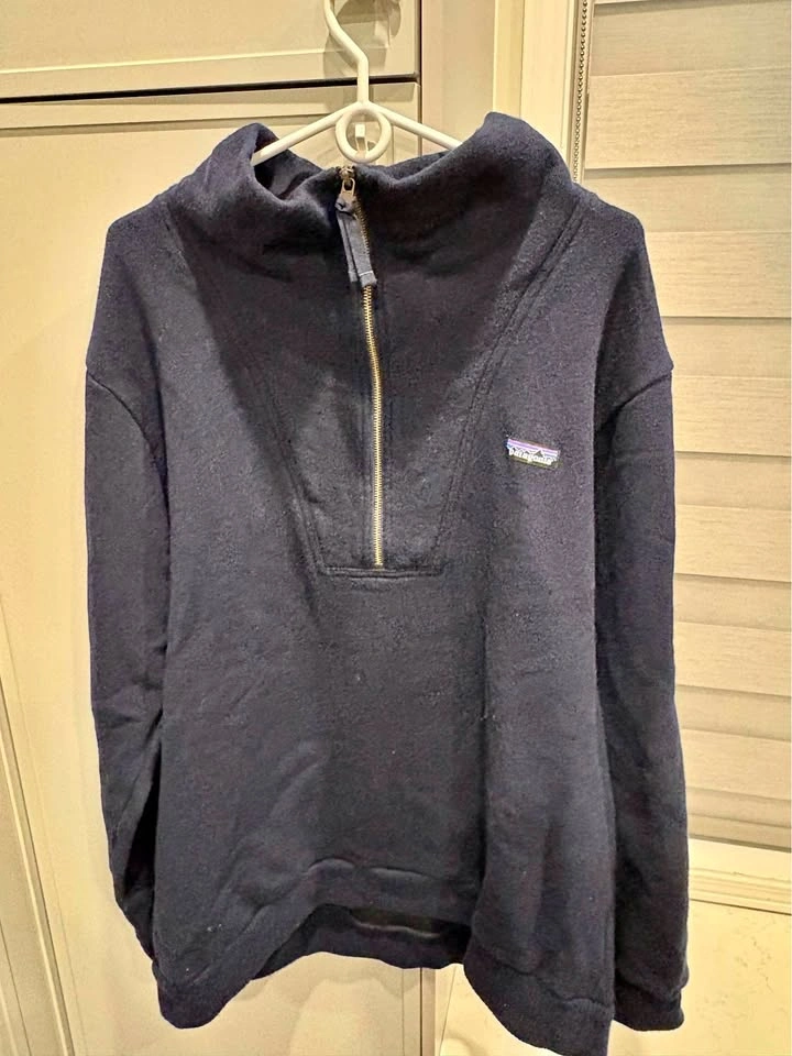 Patagonia— men’s size XXL wool sweater