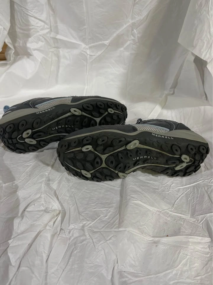 Women’s Merrill, hiking shoes size 8.5 - photo 3