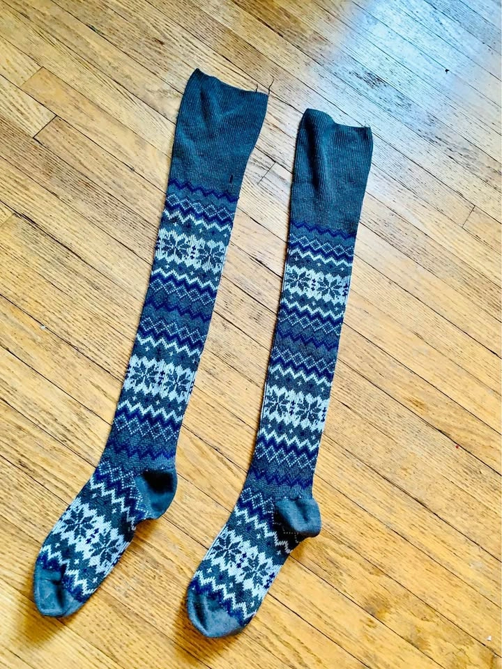 High knee socks, Womens. High End. Knit. Nordic pattern.