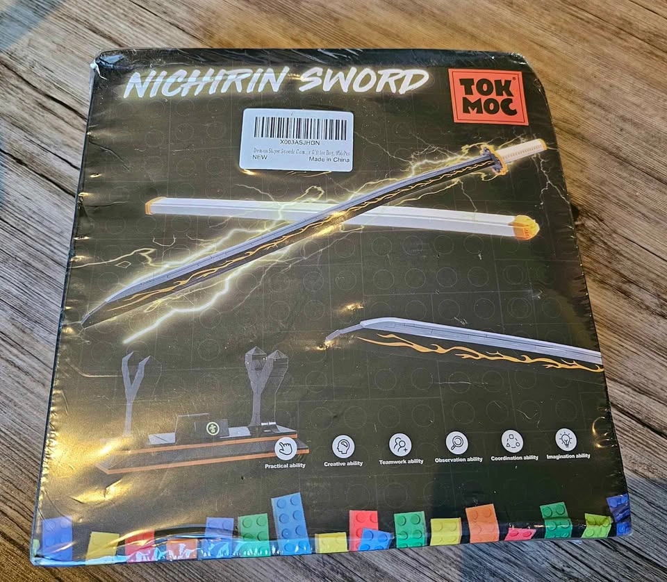 TOKMOC Nichirin Sword Building Set | 958 pcs | NIB - photo 2