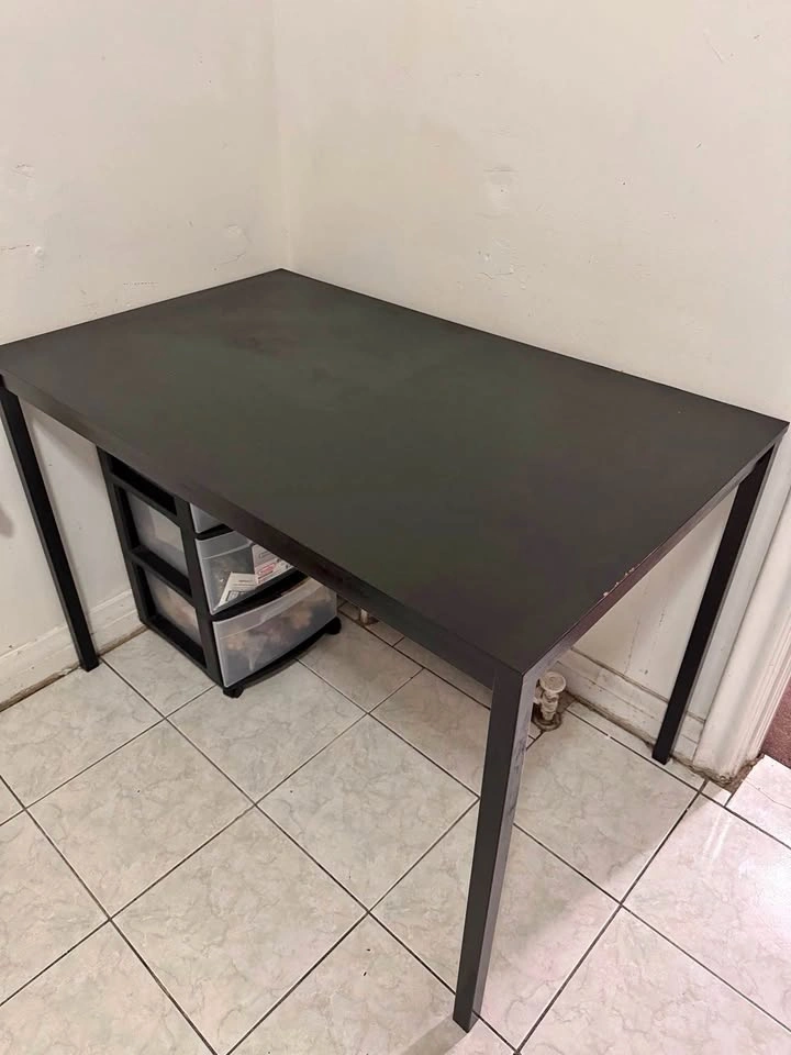 IKEA table