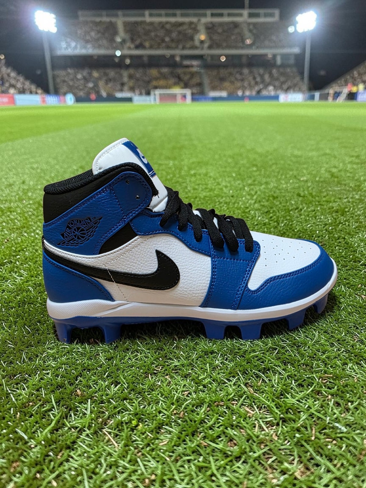 Nike Air Jordan 1 Mid Men's Baseball Cleats Blue/White/Black