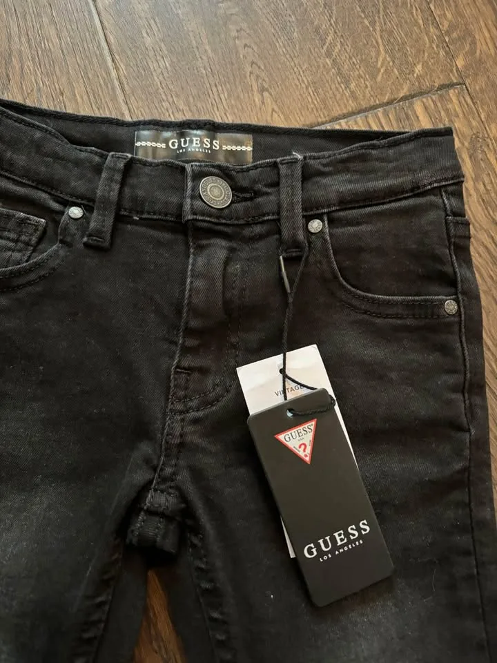 Brand new girls GUESS denim jeans SIZE 4 toddler image indicator(2)