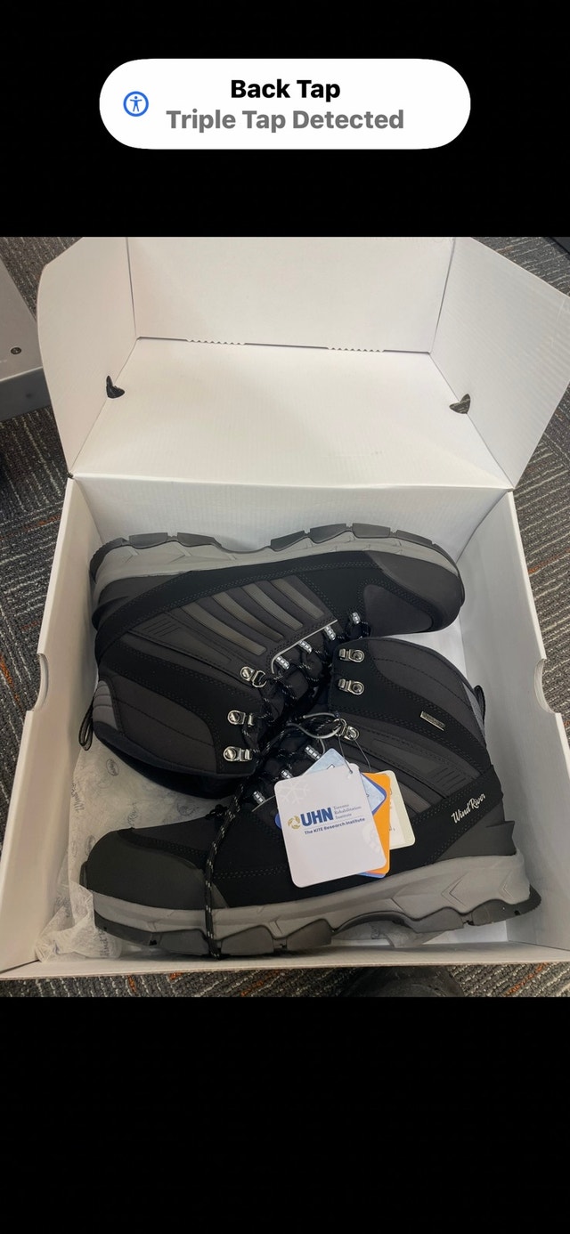 BNIB snow boots (size 12)