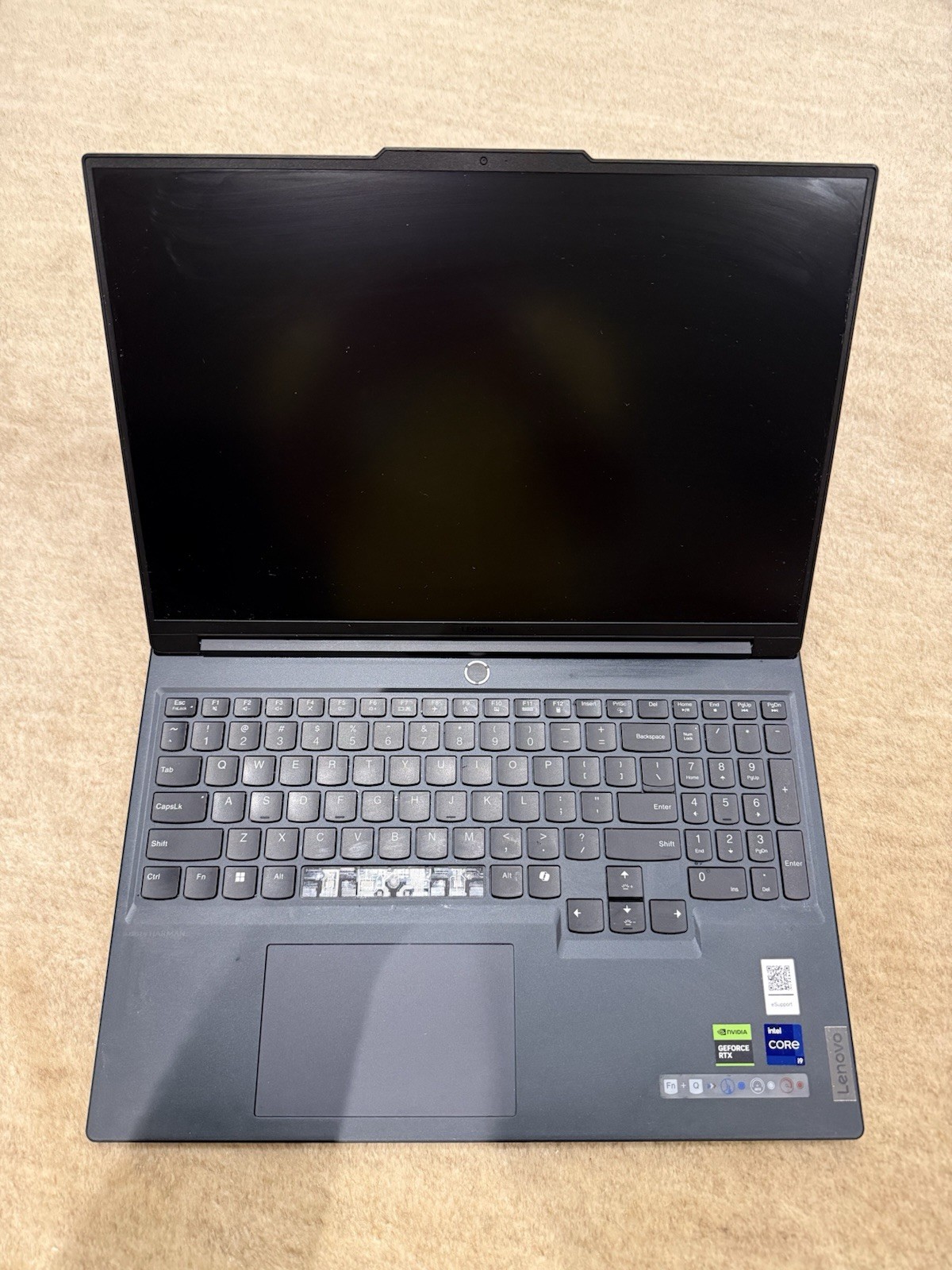 Lenovo Legion 7i 16” (240Hz) RTX 4070 32GB 1TB - Broken Spacebar - photo 2
