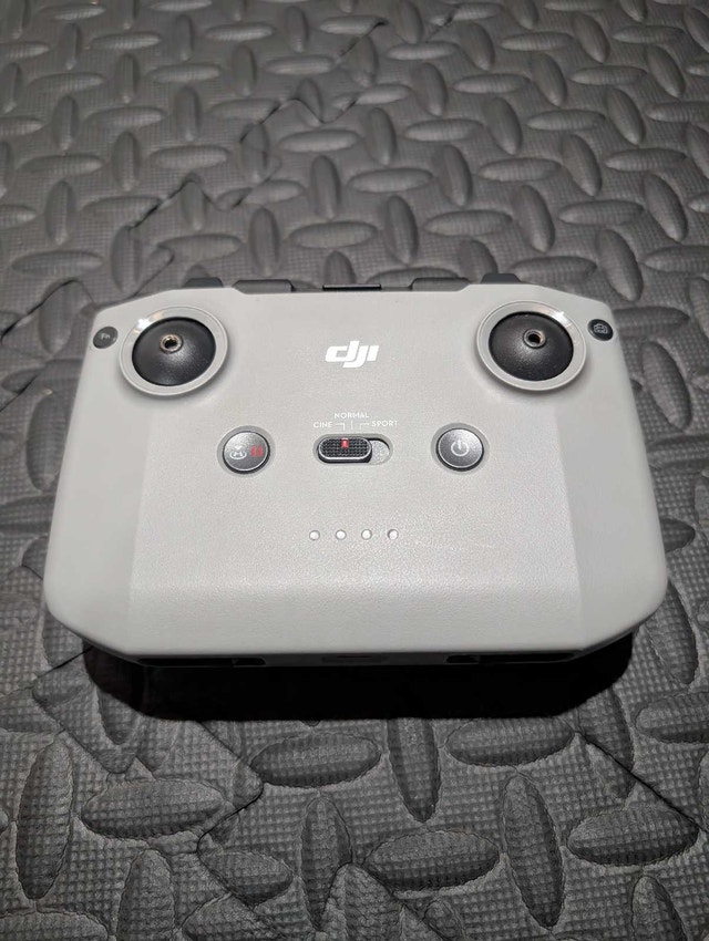 DJI RC-N1 Controller + 2 Batteries + Charging Hub + Carry Bag - photo 2