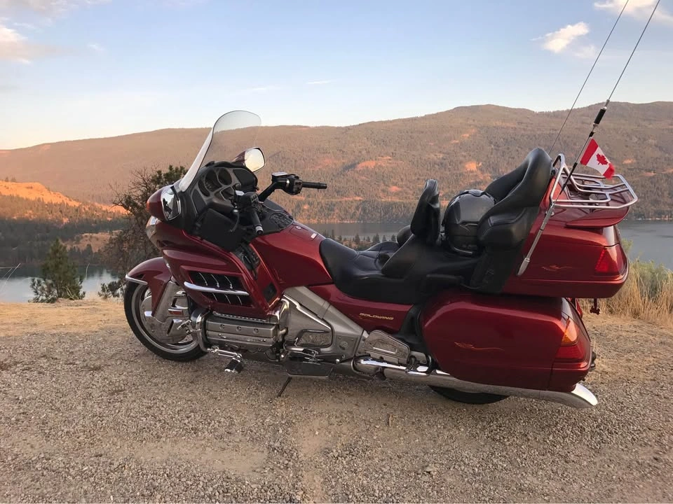 2002 Honda Goldwing GL1800 - photo 4