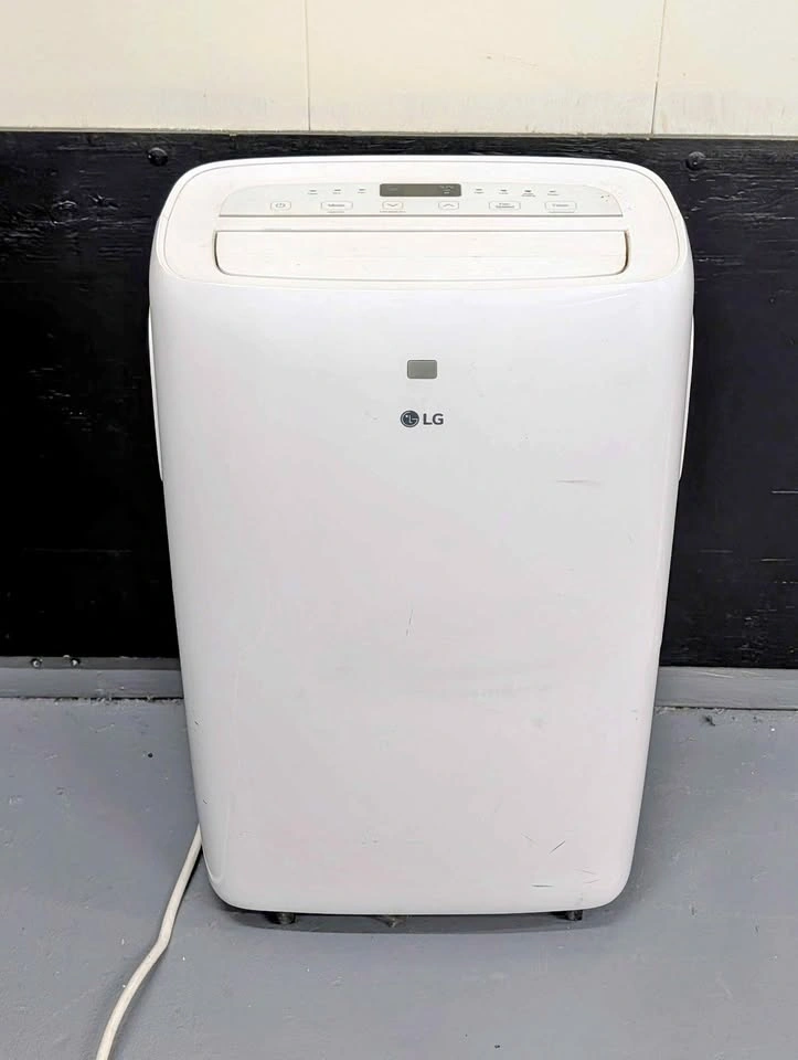 LG Portable Air Conditioner 7,000 BTU w/ Exhaust Hose