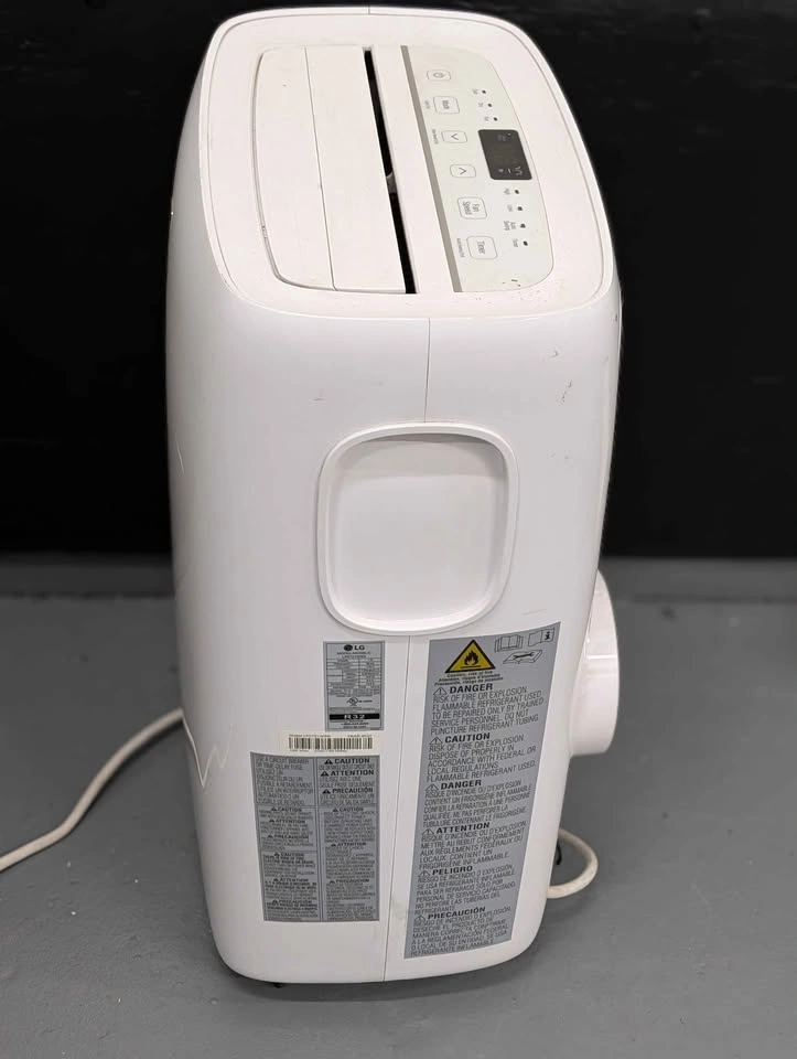 LG Portable Air Conditioner 7,000 BTU w/ Exhaust Hose - photo 3